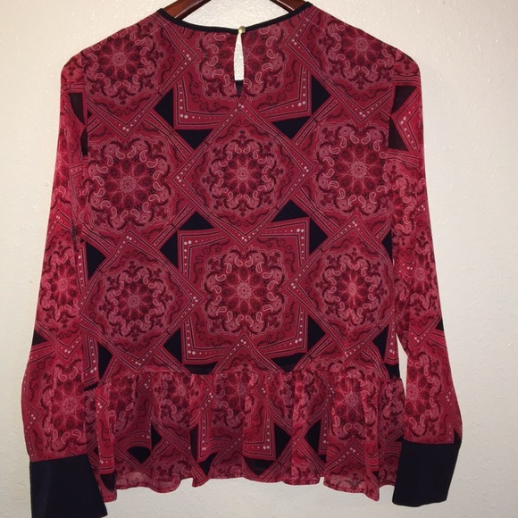 NWT Tommy Hilfiger Printed Longsleeve Peplum Top - Picture 6 of 9